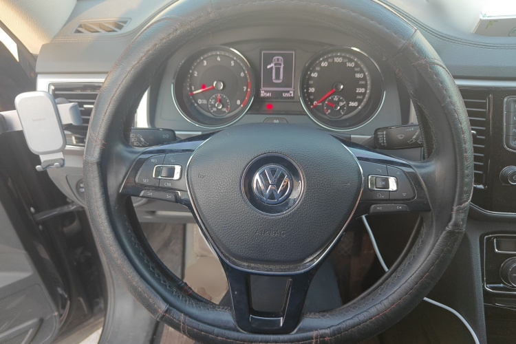 大众 途昂 2017款 380TSI 四驱舒适版中控内饰13