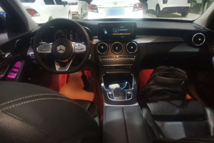 奔驰C级 2020款 改款 C 200 L 时尚型运动版中控内饰7002