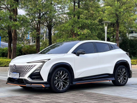 长安UNI-T 2022款 1.5T 运动版 尊贵型