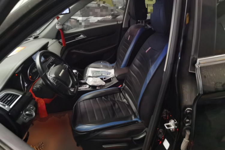 猎豹汽车 猎豹CS10 2017款 2.0T 自动豪华型局部细节19