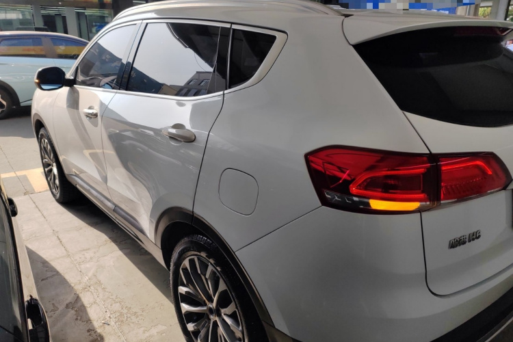 哈弗H6 2018款 蓝标 1.5T 自动豪华型车身外观4