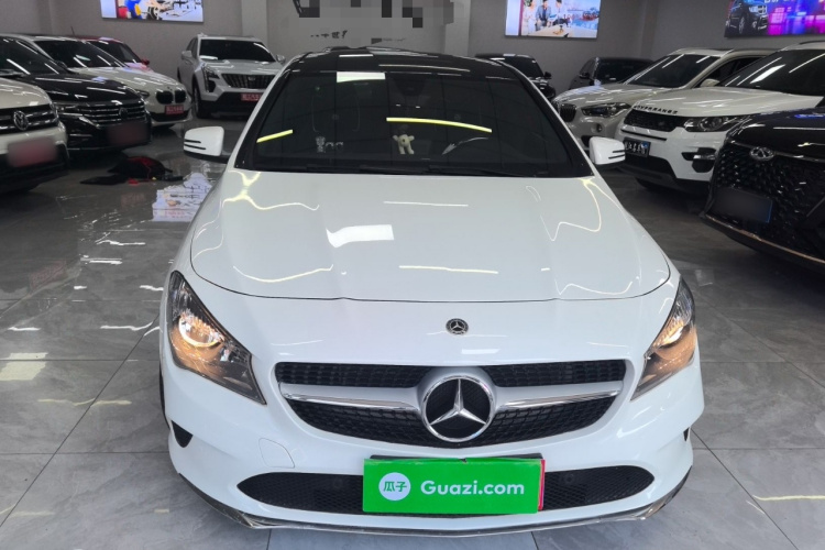 奔驰CLA 2019款 CLA 200 动感型车身外观2