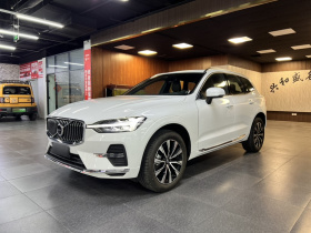 沃尔沃XC60 2025款 B5 四驱智远豪华版