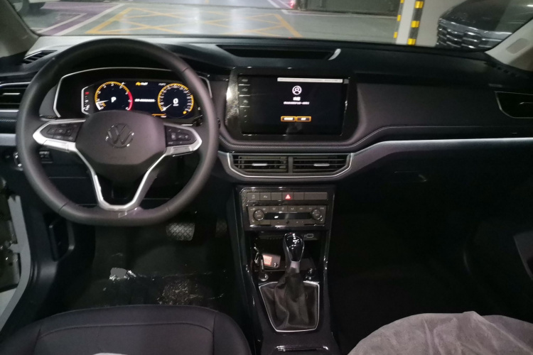 大众 途岳 2026款 新锐 300TSI 锐享版中控内饰7002