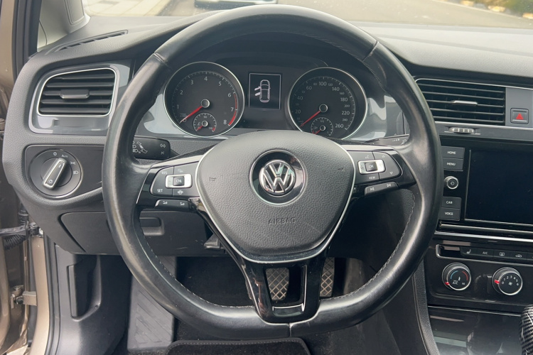 大众 高尔夫 2019款 280TSI DSG豪华型 国VI中控内饰7003