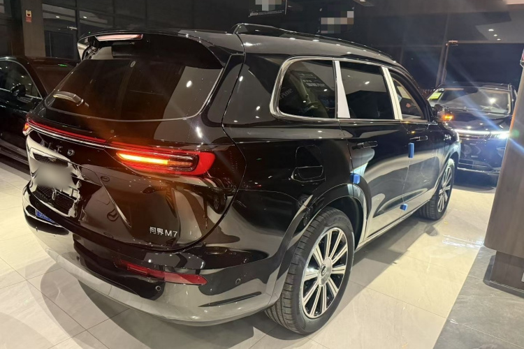 鸿蒙智行 问界M7 2024款 1.5T 智驾后驱Pro版 5座车身外观6003