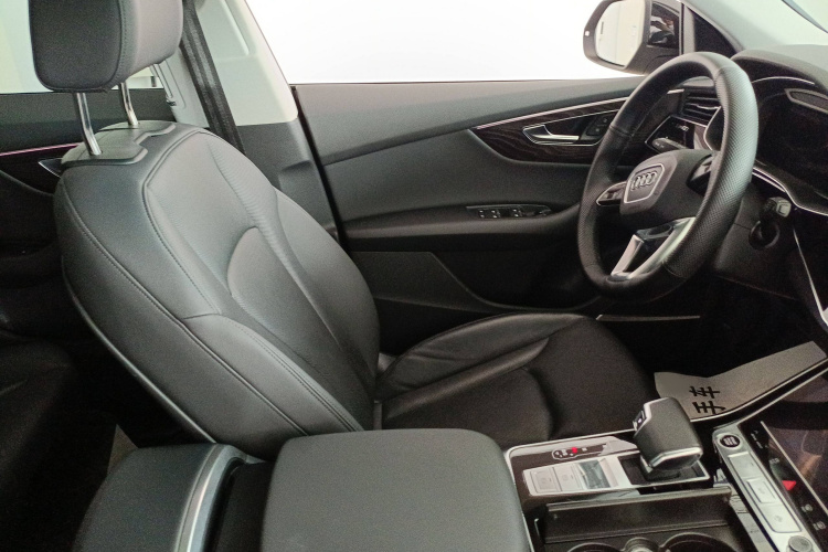 奥迪Q8 2022款 55 TFSI 豪华动感型局部细节19