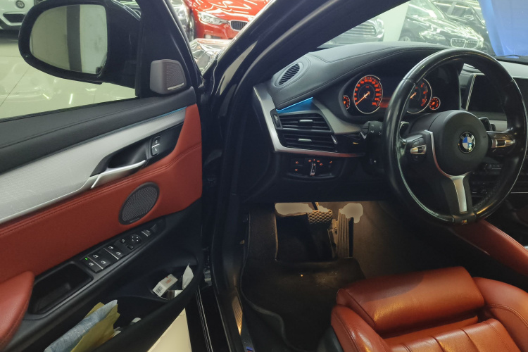 宝马X6 2019款  xDrive35i尊享型 M运动套装中控内饰20