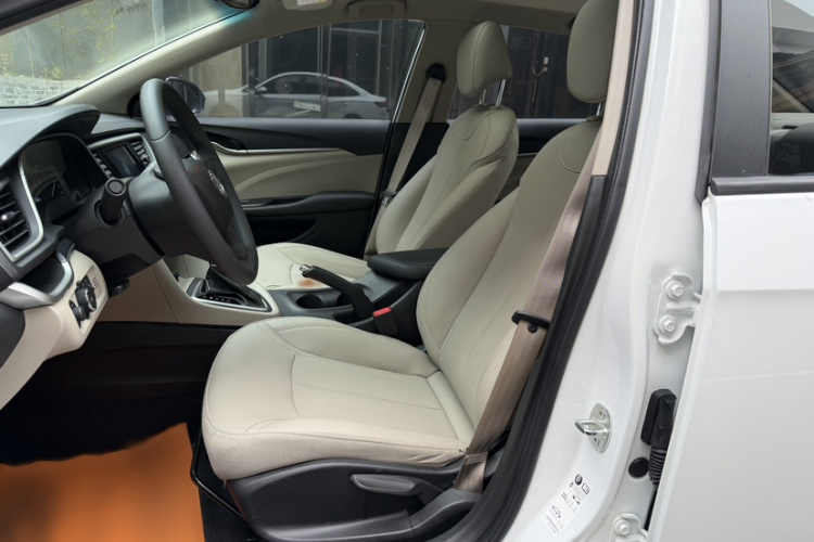 别克 英朗 2021款 典范 1.5L 自动精英型局部细节19