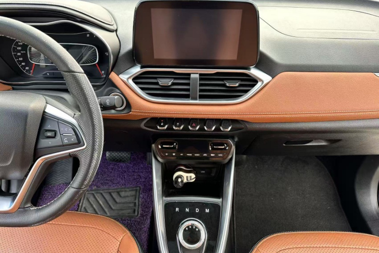 宝骏510 2017款 1.5L 自动豪华型中控内饰7003