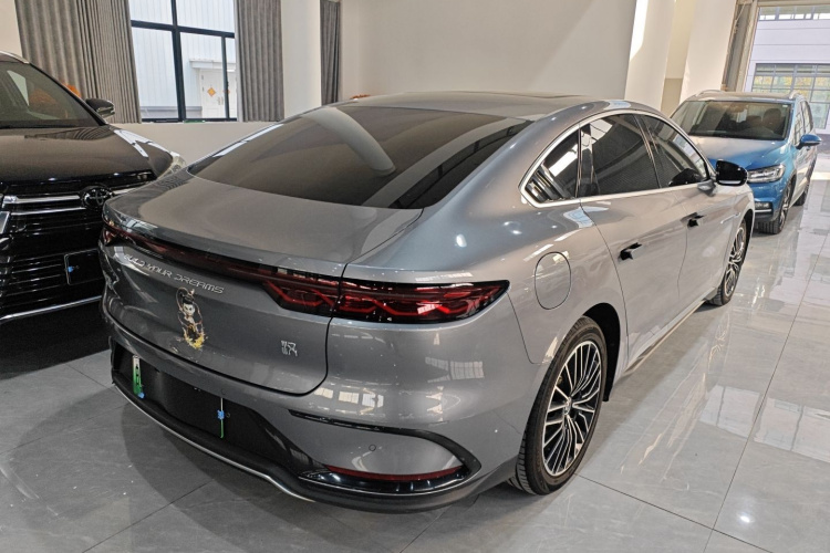 比亚迪 汉 2022款 DM-i 121KM 尊享型车身外观7