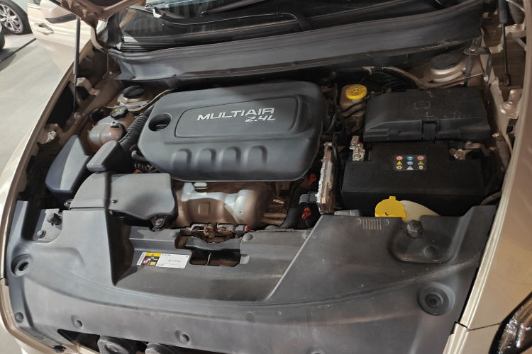 Jeep 自由光 2016款 2.4L 领先版局部细节24