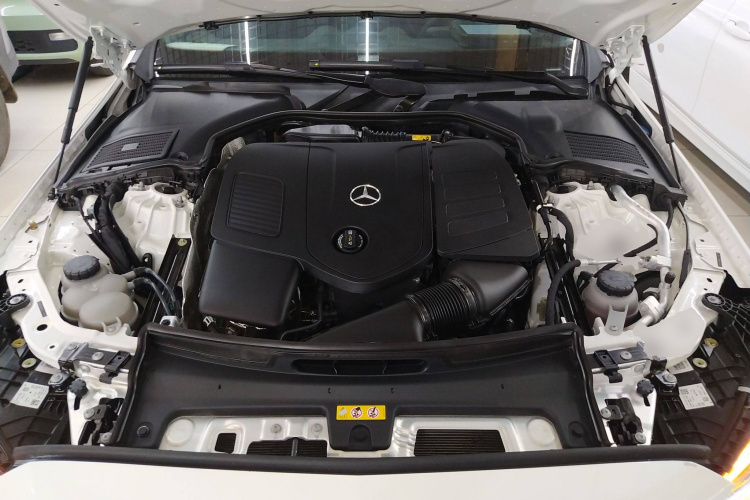 奔驰C级 2023款 C 200 L 运动版局部细节24