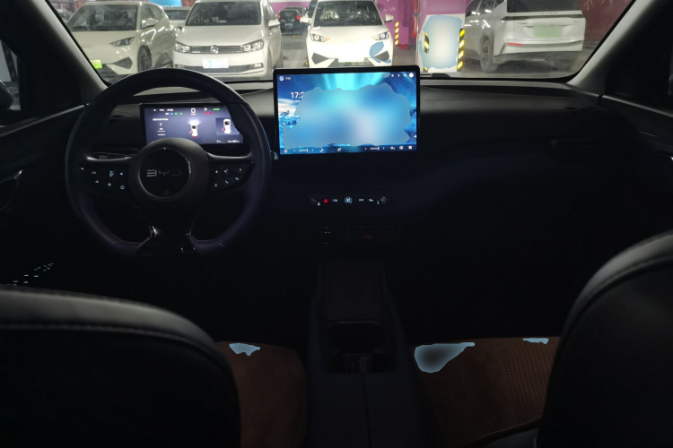 比亚迪 海鸥 2025款 智驾版 305km 自由版中控内饰12