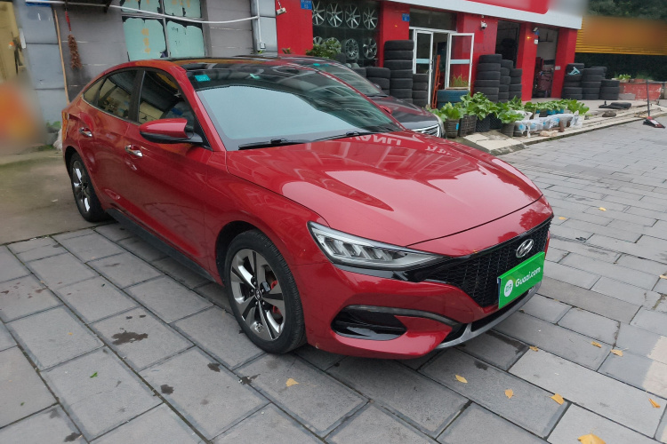 现代 菲斯塔 2019款 280TGDi 运动版 国V车身外观3