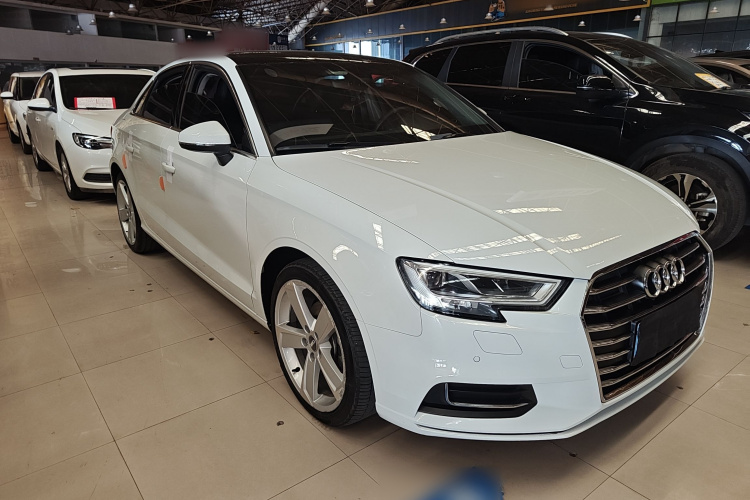 奥迪A3 2019款 Limousine 35 TFSI 风尚型 国VI车身外观3