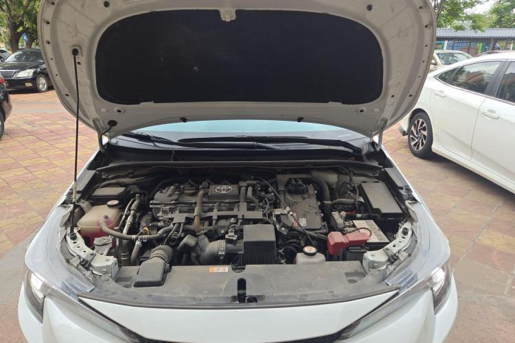 丰田 雷凌 2021款 双擎 1.8H E-CVT进取版机舱底盘24