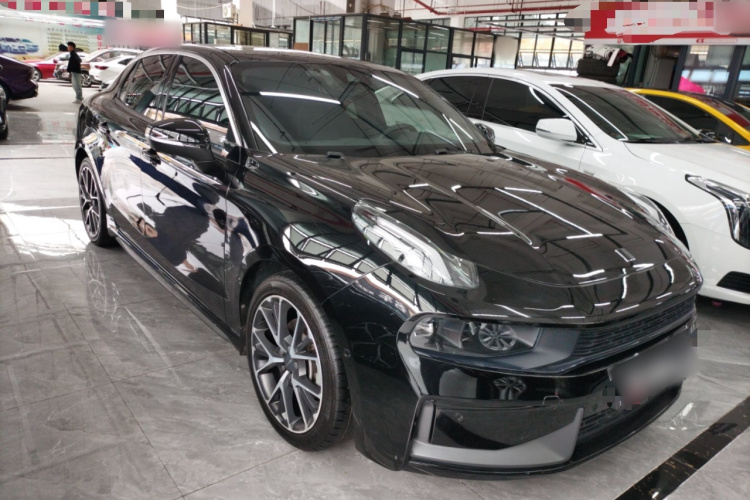 领克03 2022款 2.0TD DCT劲Pro车身外观3