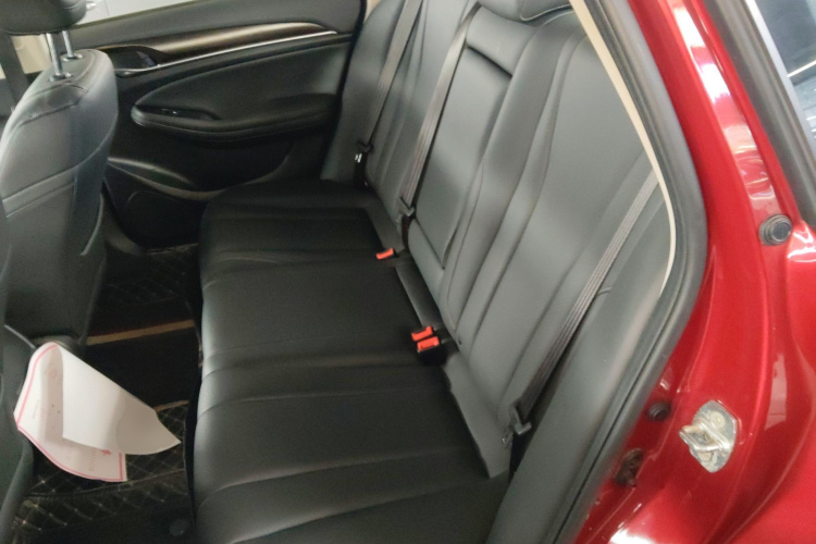 广汽传祺 传祺GA6 2019款 270T 自动豪华版中控内饰21