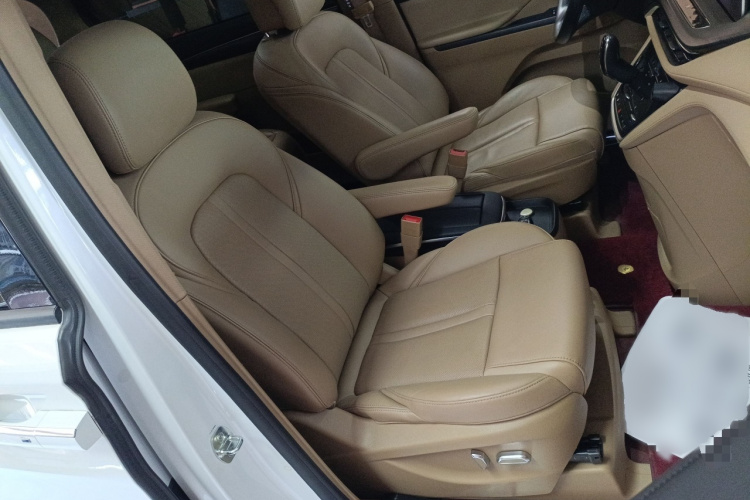 别克GL8 2021款 ES陆尊 653T 旗舰型局部细节41