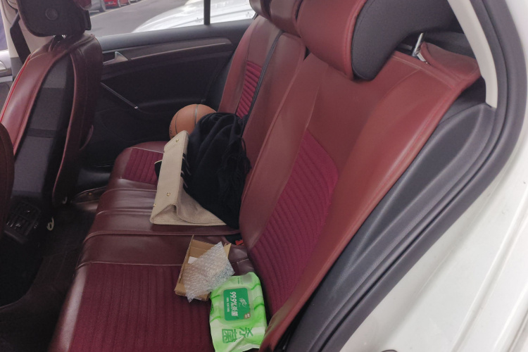 大众 高尔夫 2016款 1.6L 自动舒适型中控内饰21