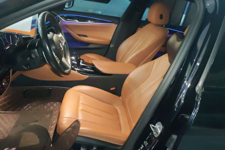 宝马5系 2018款 改款 530Li xDrive M运动套装局部细节19