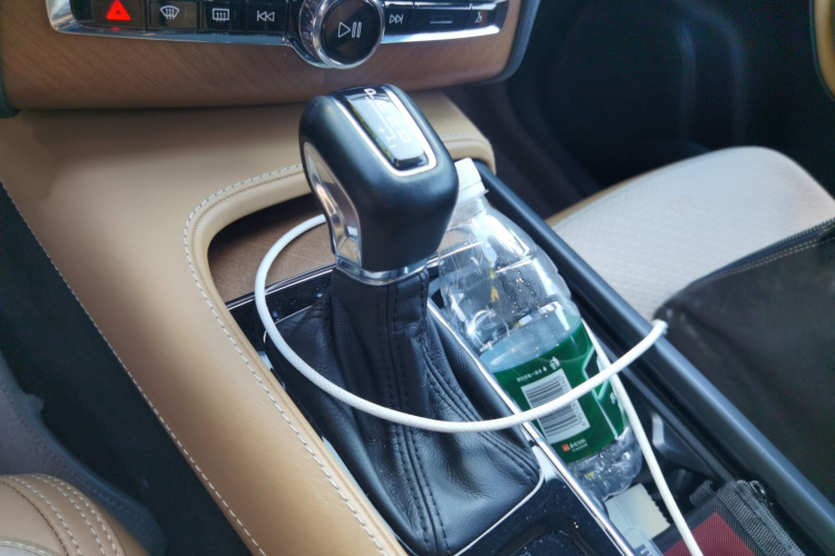 沃尔沃XC90 2018款 T6 智雅版 7座局部细节18