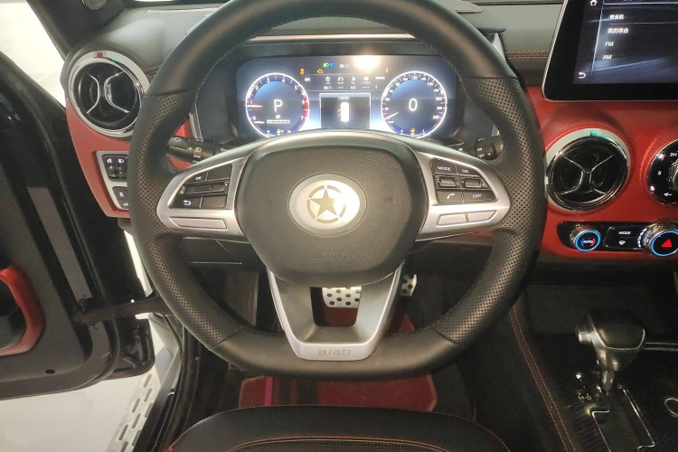 北京BJ40 2018款 PLUS 2.3T 自动四驱尊享版 国V中控内饰13