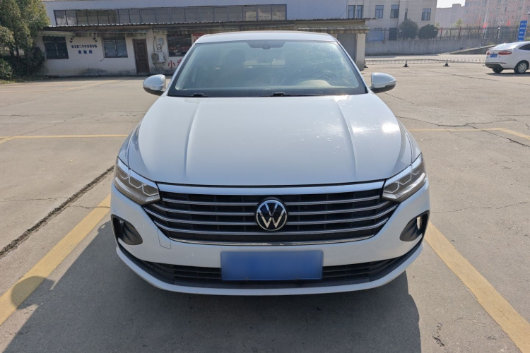 大众 朗逸 2023款 1.5L 自动得逸版车身外观2