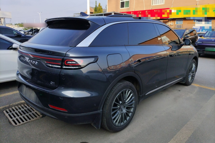 零跑汽车 零跑C11 2024款 增程 300尊享版车身外观7