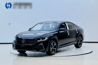 大众 帕萨特 2025款 出众款 380TSI 龙腾版