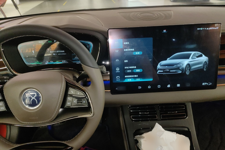 比亚迪 汉 2020款 EV 四驱高性能版旗舰型中控内饰12