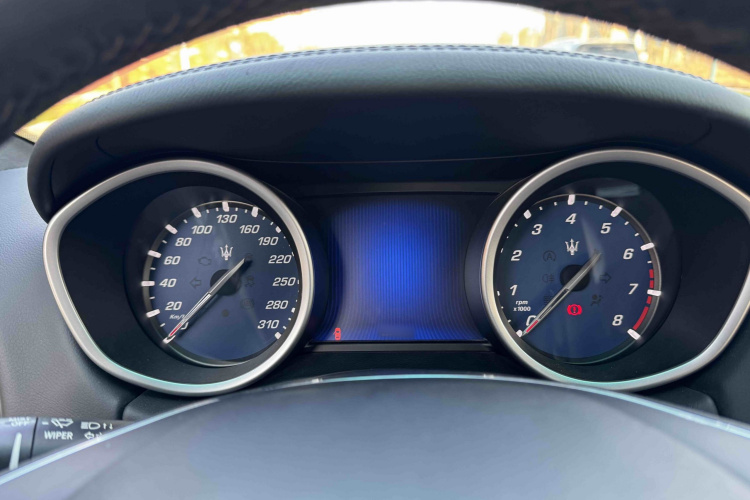 玛莎拉蒂 Ghibli 2014款 3.0T 标准版中控内饰7003