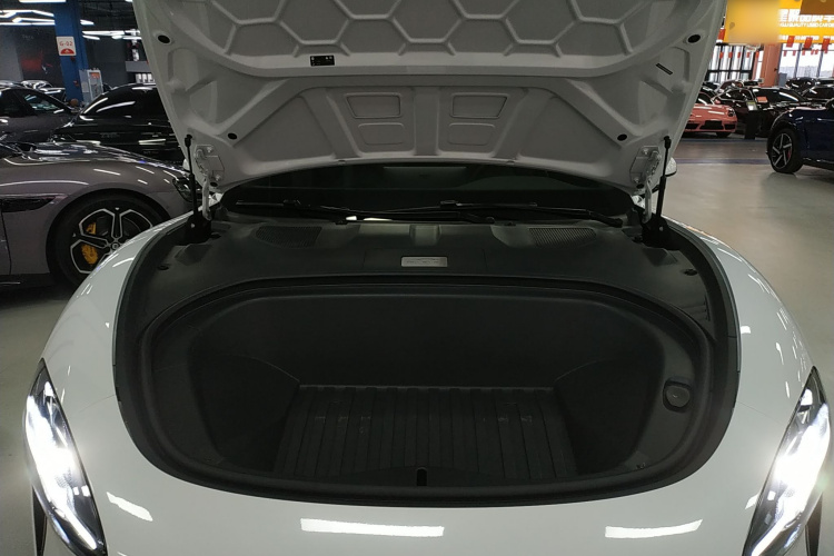 小米汽车 小米SU7 2024款 后驱超长续航高阶智驾Pro版机舱底盘24