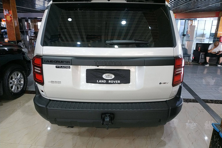 丰田 普拉多 2025款 2.4T 穿越BX版 5座车身外观6