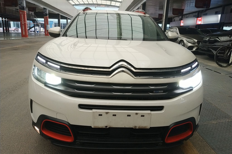 雪铁龙 天逸 C5 AIRCROSS 2017款 380THP 豪华型车身外观2