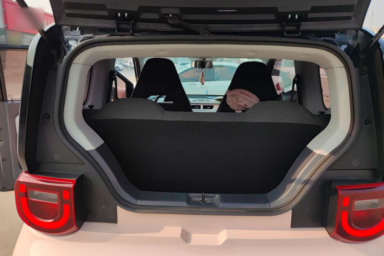 奇瑞 QQ冰淇淋 2022款 120km 甜筒 磷酸铁锂机舱底盘23