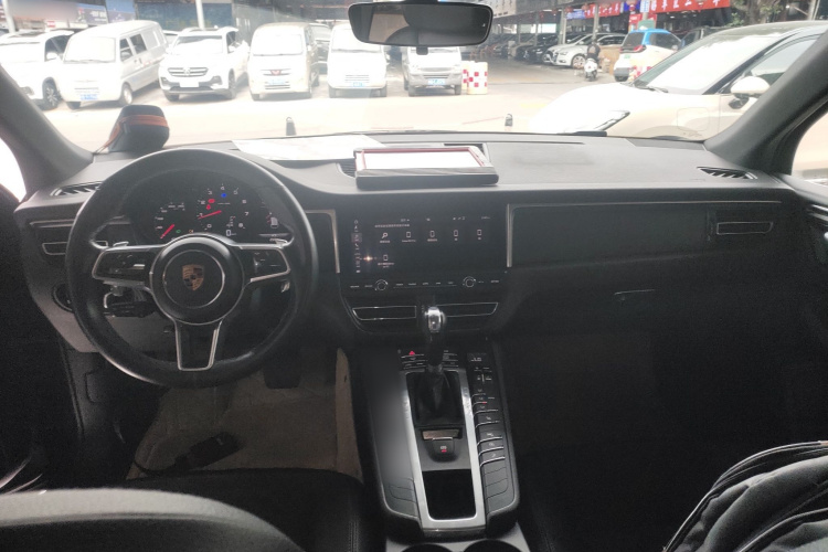 保时捷 2018款 Macan 2.0T中控内饰12