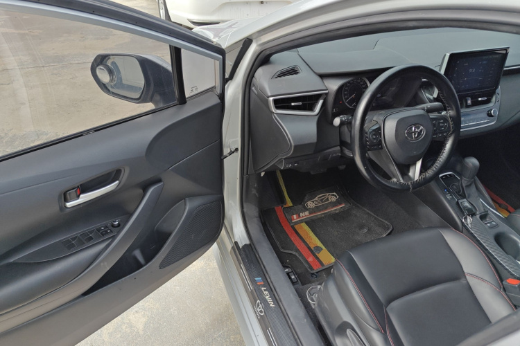 丰田 雷凌 2021款 185T CVT豪华版中控内饰20