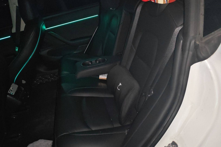 特斯拉 Model 3 2020款 改款 标准续航后驱升级版中控内饰7004