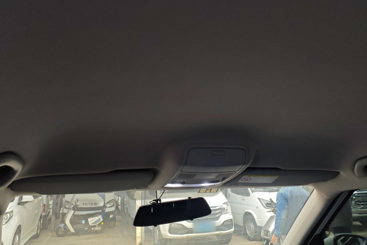 斯柯达 Yeti 2014款 1.4TSI DSG极地版中控内饰22