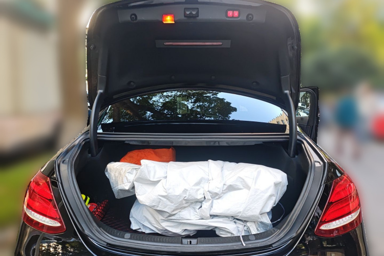 奔驰E级 2020款 E 300 L 豪华型中控内饰23