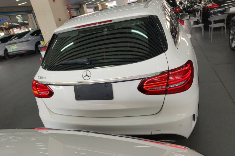 奔驰C级(进口) 2020款 C 260 旅行轿车车身外观6