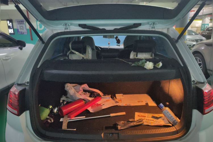 大众 高尔夫 2019款 1.6L 自动舒适型 国V中控内饰23