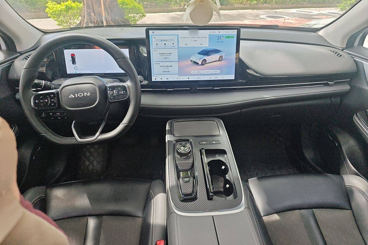埃安 AION S Plus 2023款 80 科技版 三元锂中控内饰7002