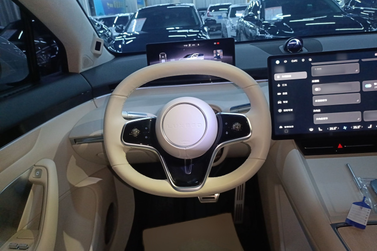 鸿蒙智行 智界R7 2024款 纯电 802km Max局部细节13