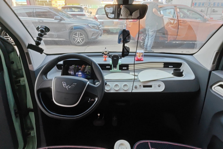 五菱汽车 宏光MINIEV 2021款 马卡龙臻享款 磷酸铁锂中控内饰7002