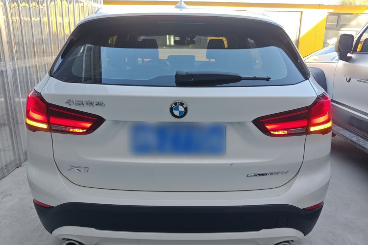 宝马X1 2022款 sDrive25Li 领先型车身外观6