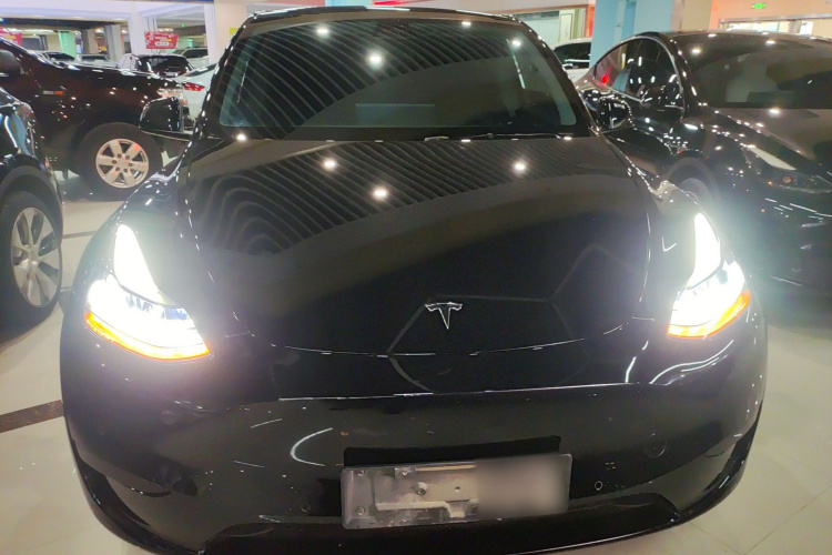 特斯拉 Model Y 2023款 后轮驱动版车身外观6001