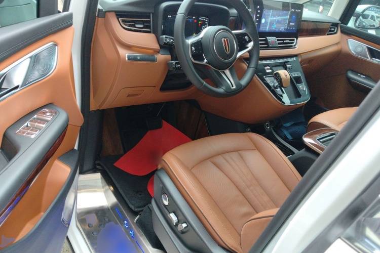 红旗HQ9 2023款 2.0T 智联旗享版中控内饰7003